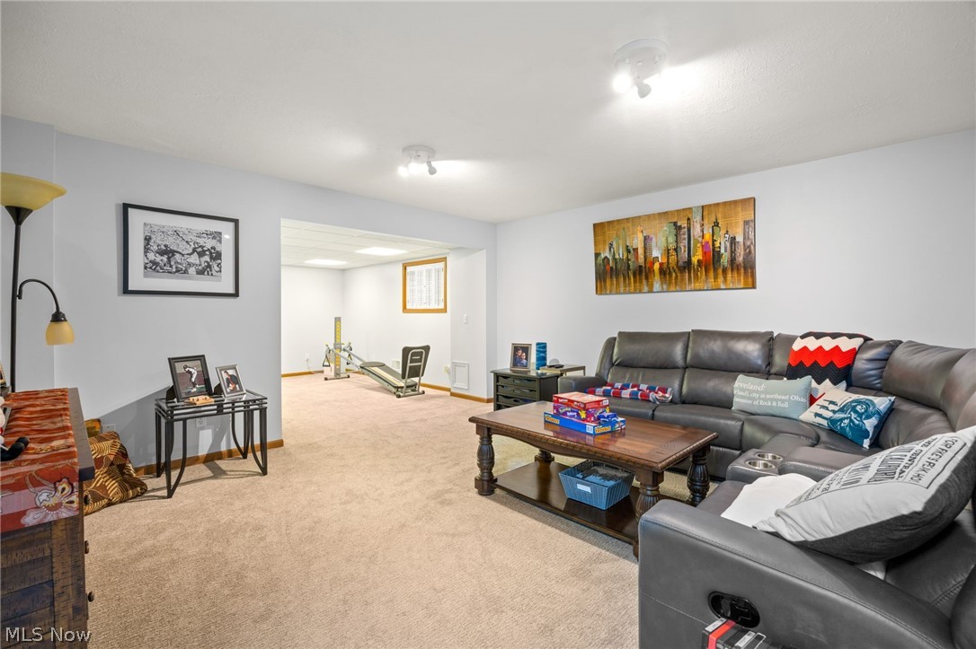 33321 Popham Lane Solon OH 44139
