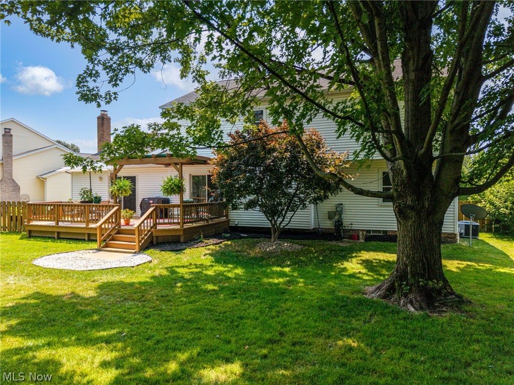 33321 Popham Lane Solon OH 44139