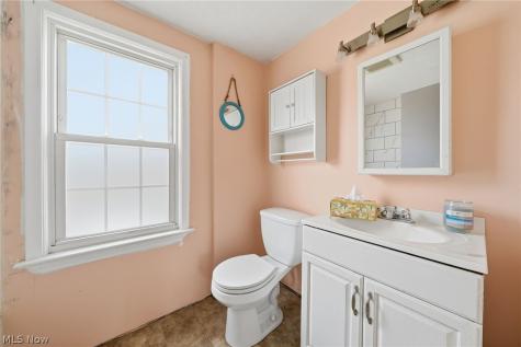 324 E 248th Street Euclid OH 44123