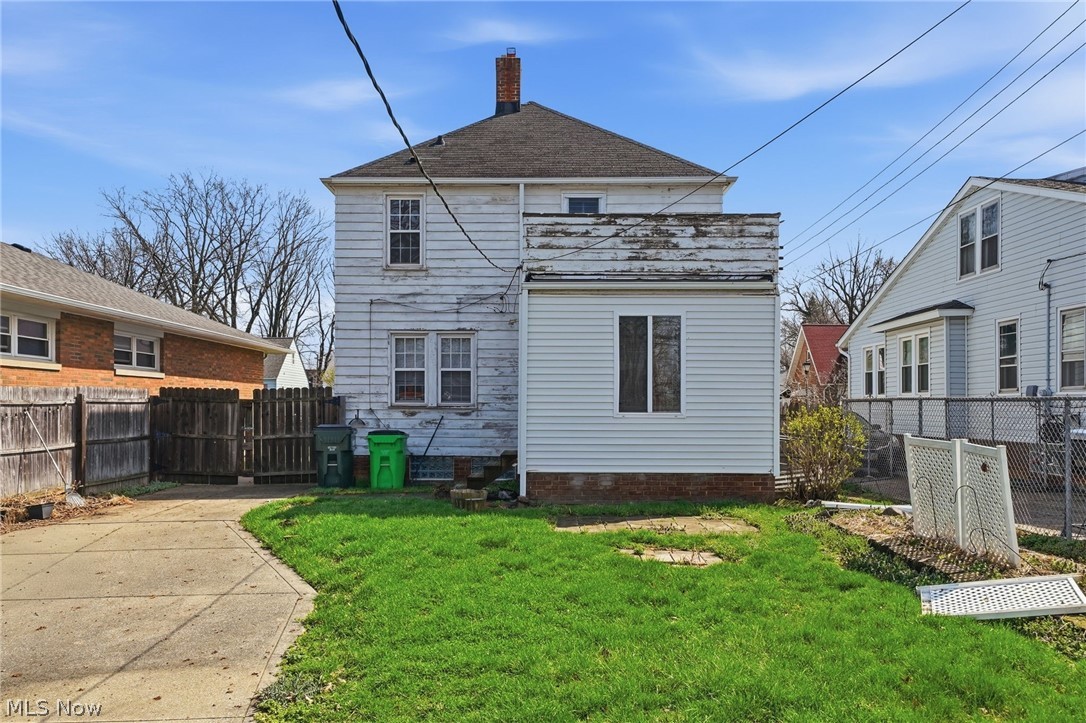 324 E 248th Street Euclid OH 44123