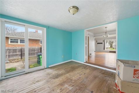324 E 248th Street Euclid OH 44123