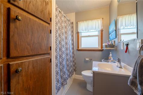 125 Clinton Avenue Akron OH 44301