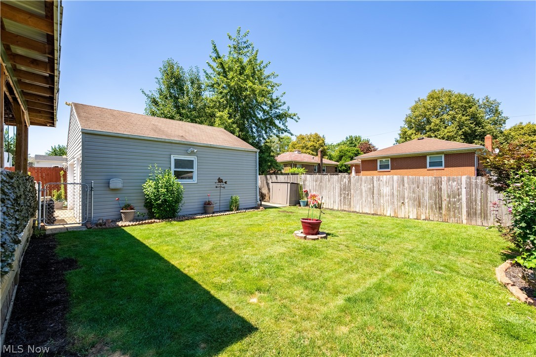 125 Clinton Avenue Akron OH 44301