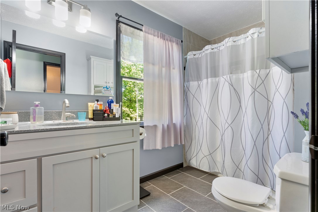 1139 Bristol Champion Townline Road NW Champion OH 44402