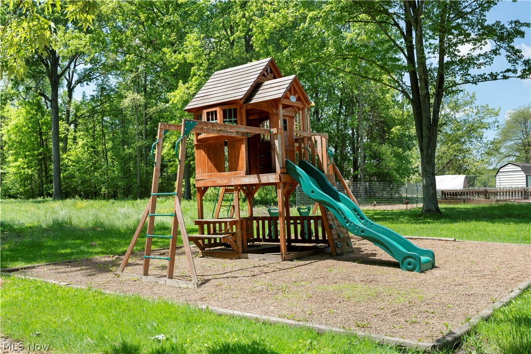 1139 Bristol Champion Townline Road NW Champion OH 44402