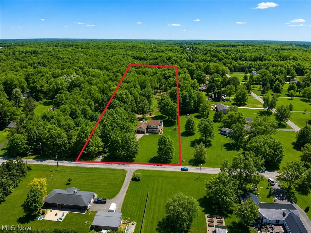 1139 Bristol Champion Townline Road NW Champion OH 44402
