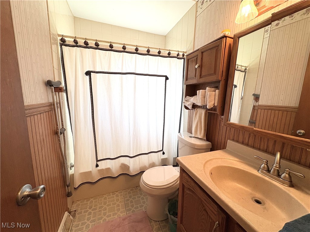 1983 E 37th Street Lorain OH 44055