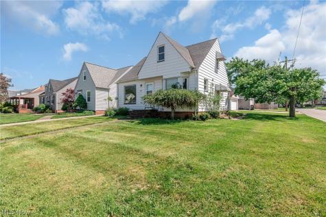 5915 Gerald Avenue Parma OH 44129