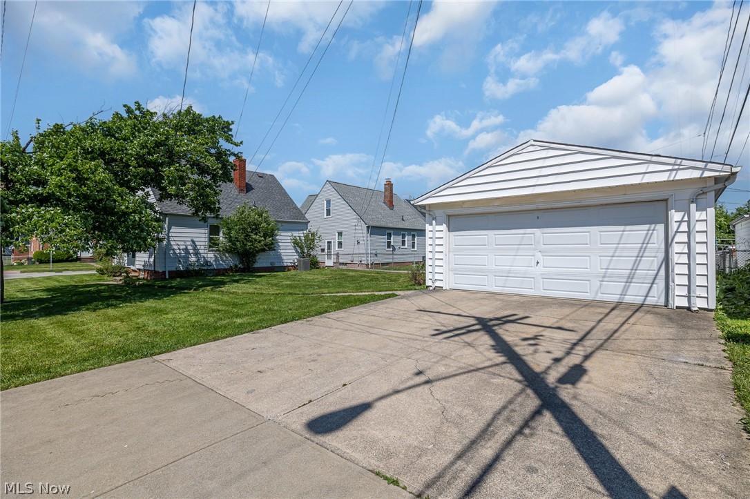 5915 Gerald Avenue Parma OH 44129