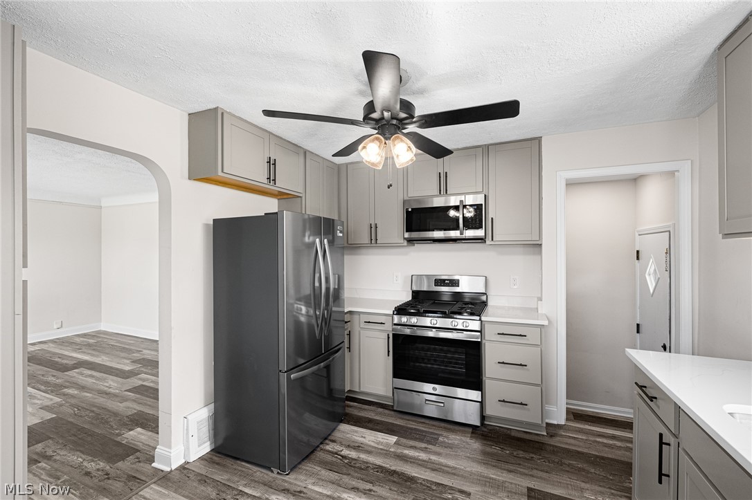 5915 Gerald Avenue Parma OH 44129