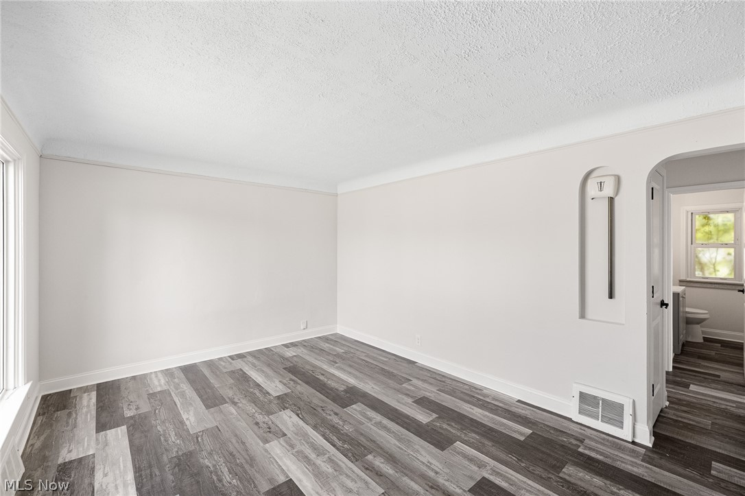 5915 Gerald Avenue Parma OH 44129