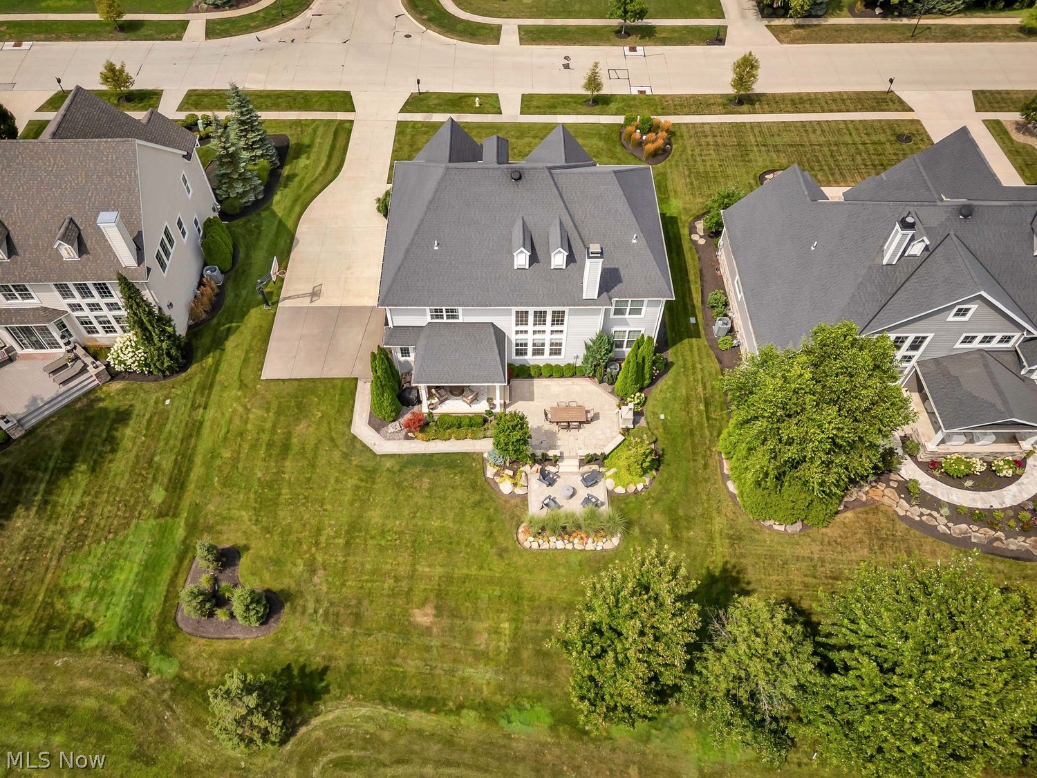 32525 English Turn Avon Lake OH 44012