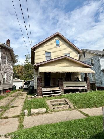 2013 17th Street NE Canton OH 44705