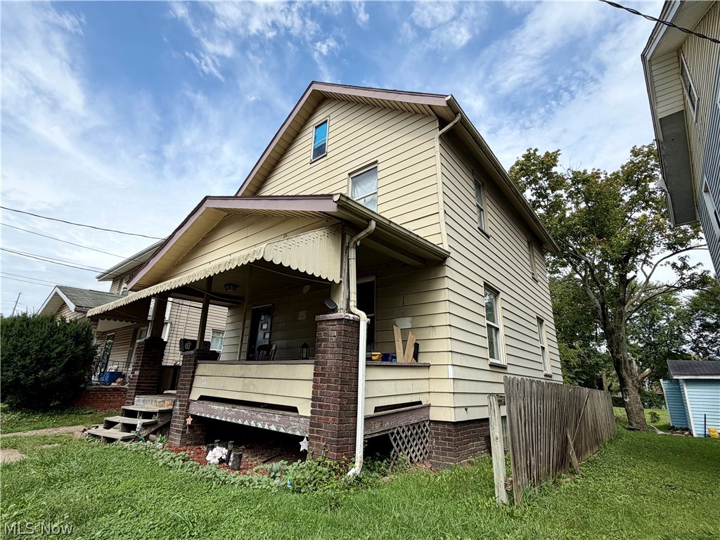 2013 17th Street NE Canton OH 44705