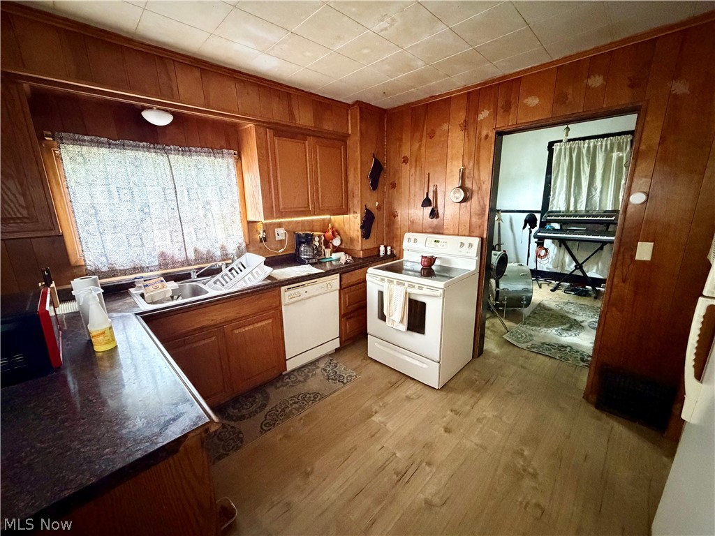 2013 17th Street NE Canton OH 44705