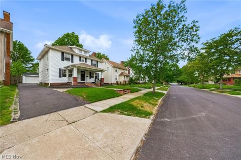 3244 Redwood Road Cleveland Heights OH 44118