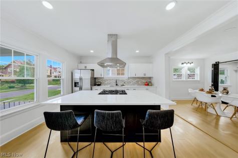 3244 Redwood Road Cleveland Heights OH 44118