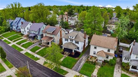 3244 Redwood Road Cleveland Heights OH 44118