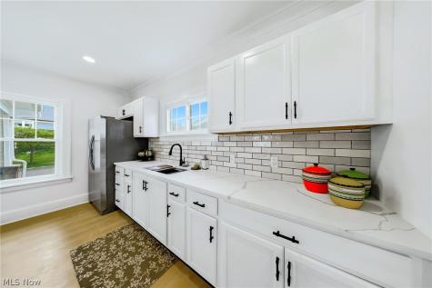 3244 Redwood Road Cleveland Heights OH 44118
