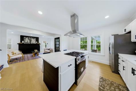 3244 Redwood Road Cleveland Heights OH 44118