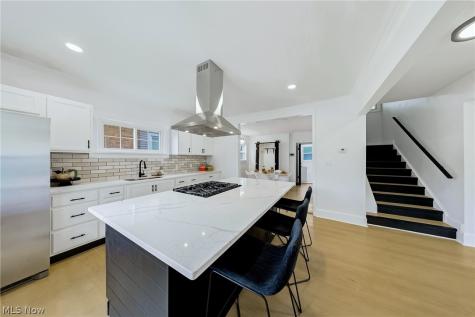 3244 Redwood Road Cleveland Heights OH 44118