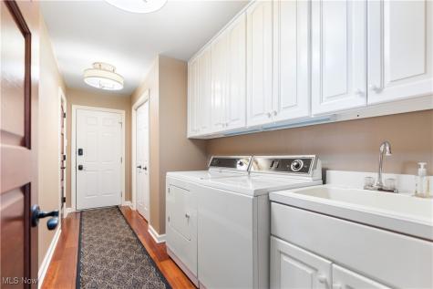 6205 Bertram Avenue NW Canton OH 44718