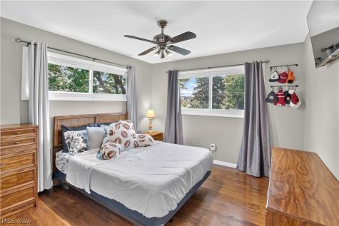 8247 Fairlane Drive Macedonia OH 44056