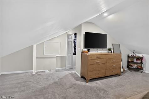 8247 Fairlane Drive Macedonia OH 44056
