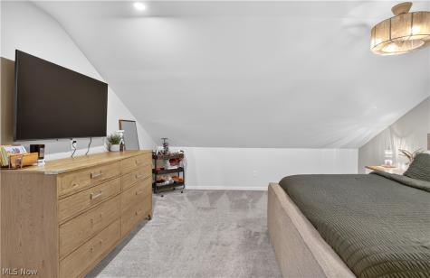 8247 Fairlane Drive Macedonia OH 44056