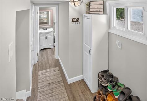 8247 Fairlane Drive Macedonia OH 44056
