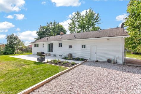 8247 Fairlane Drive Macedonia OH 44056