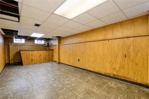 20430 Tracy Avenue Euclid OH 44123