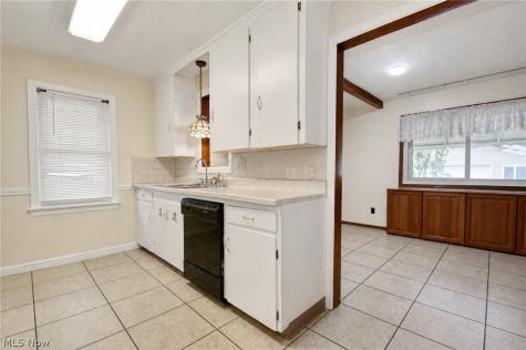 20430 Tracy Avenue Euclid OH 44123