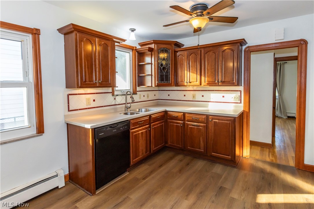 16936 Woodbury Avenue Cleveland OH 44135