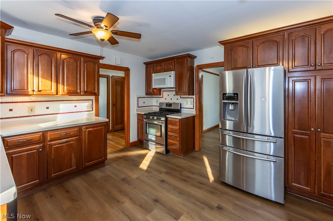 16936 Woodbury Avenue Cleveland OH 44135
