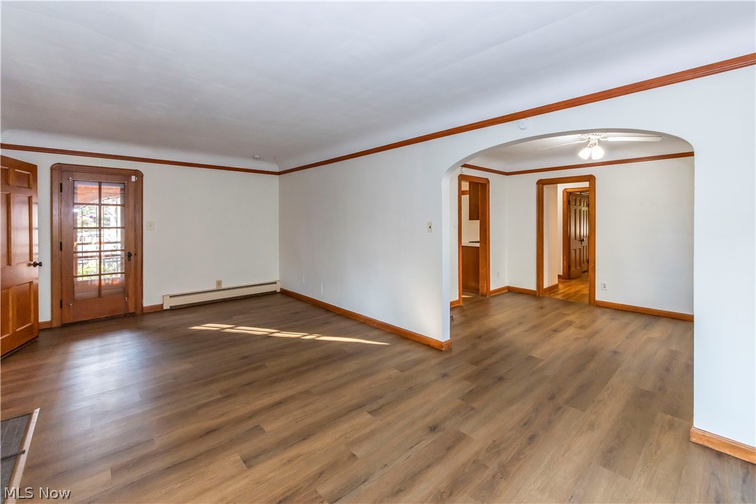 16936 Woodbury Avenue Cleveland OH 44135