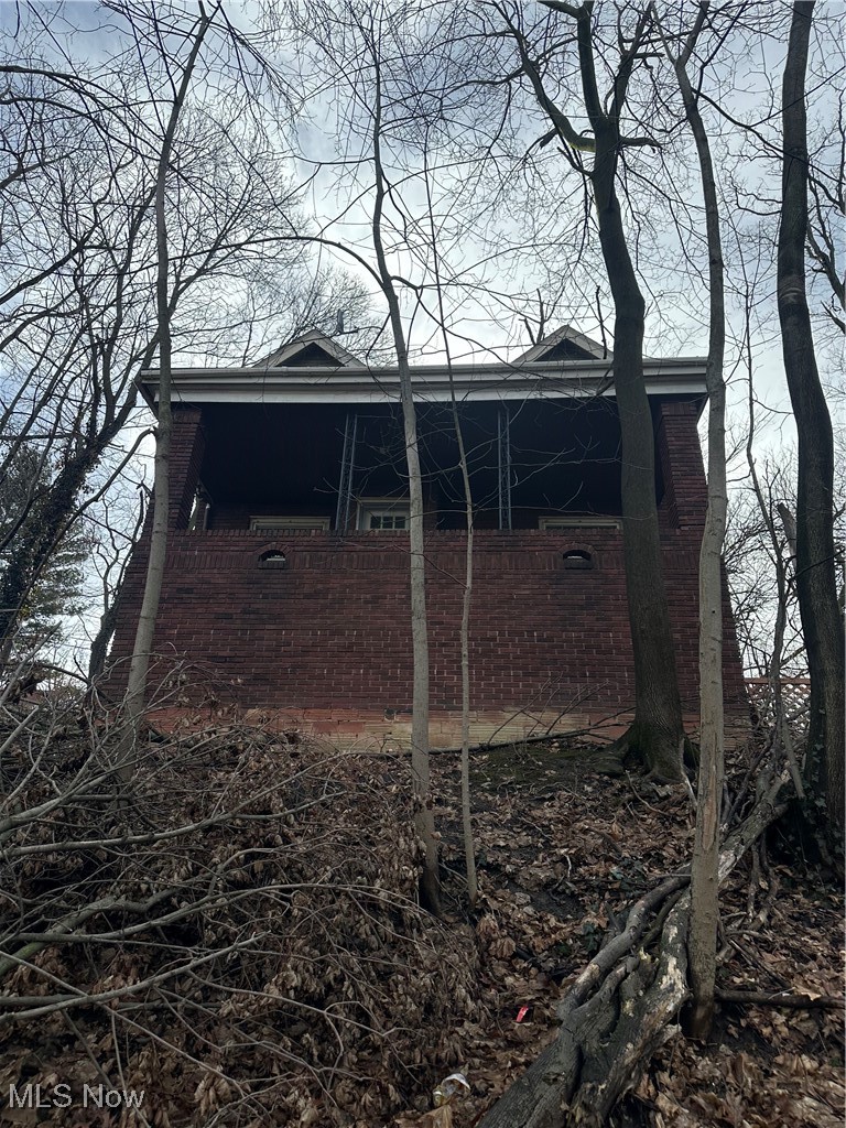 19201 Shawnee Road Euclid OH 44117