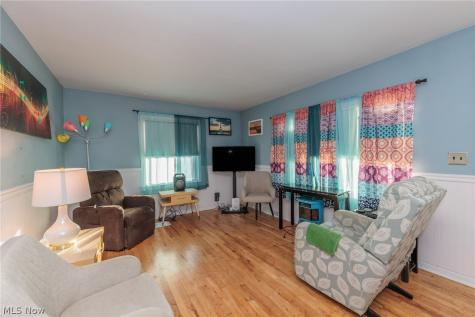 2449 E 38th Street Lorain OH 44055