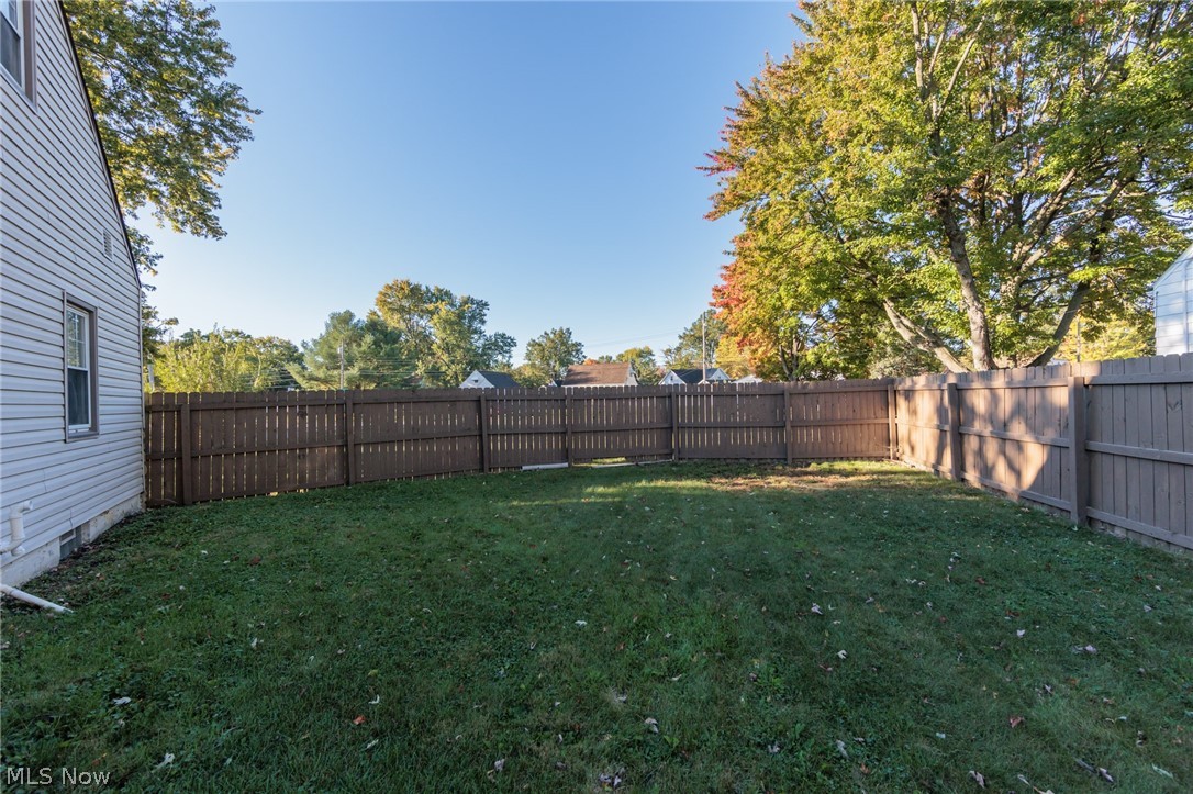 2449 E 38th Street Lorain OH 44055