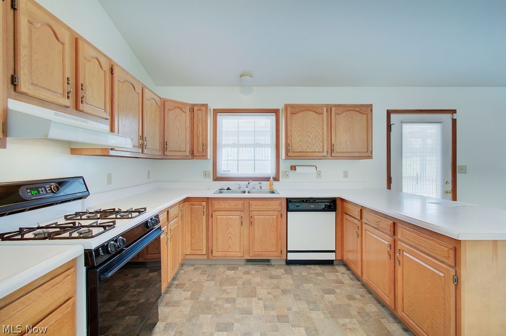 1364 Killian Road Akron OH 44312