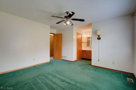 1364 Killian Road Akron OH 44312