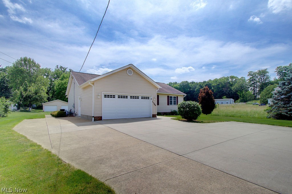 1364 Killian Road Akron OH 44312