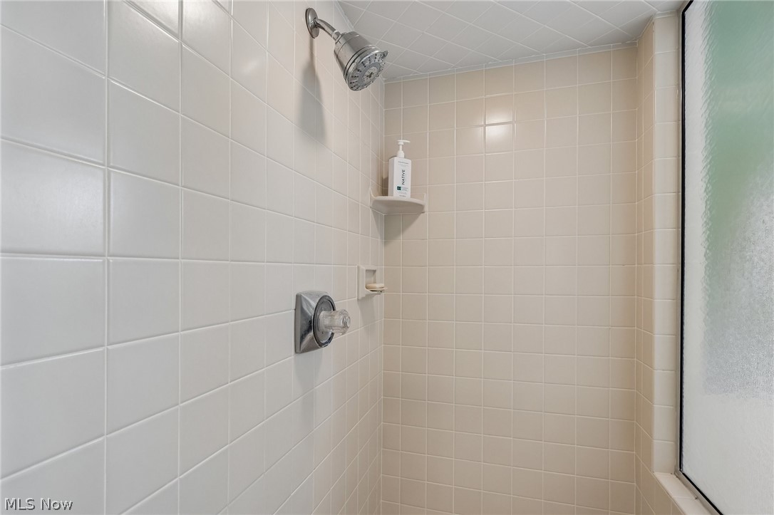 14745 Stonehedge Drive Novelty OH 44072