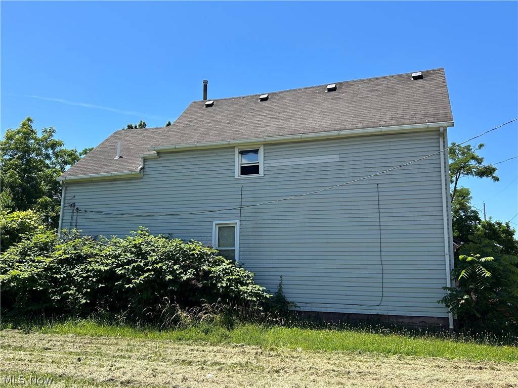 9418 Easton Avenue Cleveland OH 44104
