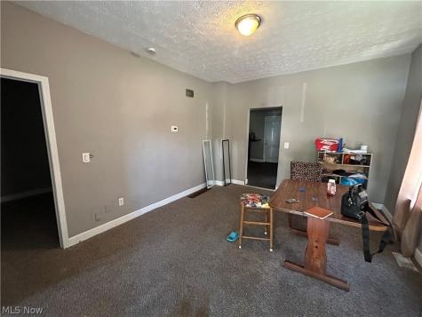9418 Easton Avenue Cleveland OH 44104