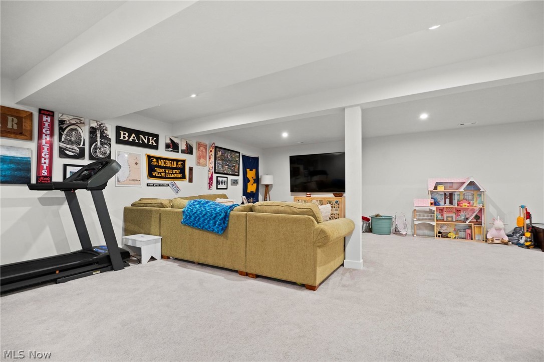 9457 Winfield Lane North Ridgeville OH 44039