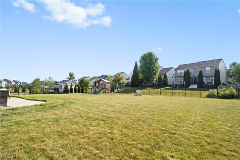 9457 Winfield Lane North Ridgeville OH 44039