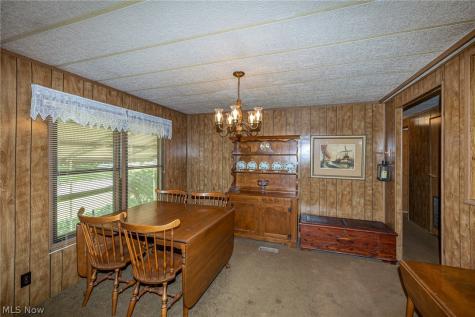 4 Overland Drive Olmsted Twp OH 44138