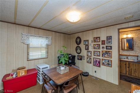 4 Overland Drive Olmsted Twp OH 44138