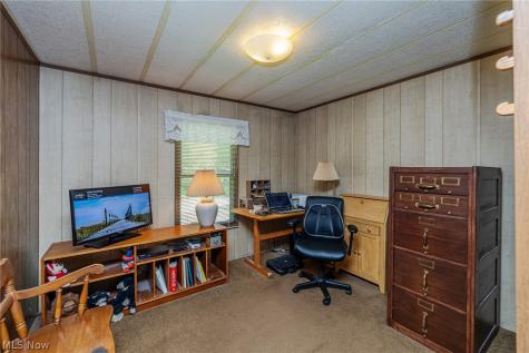 4 Overland Drive Olmsted Twp OH 44138